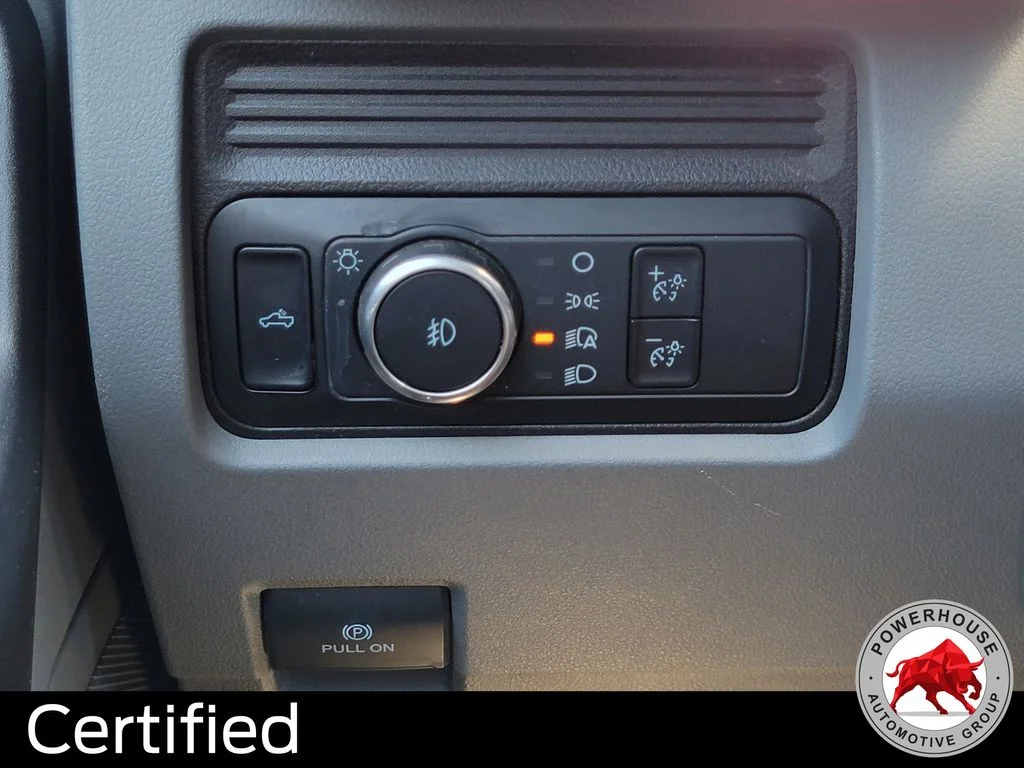 Used 2024 White Ford XL image 27