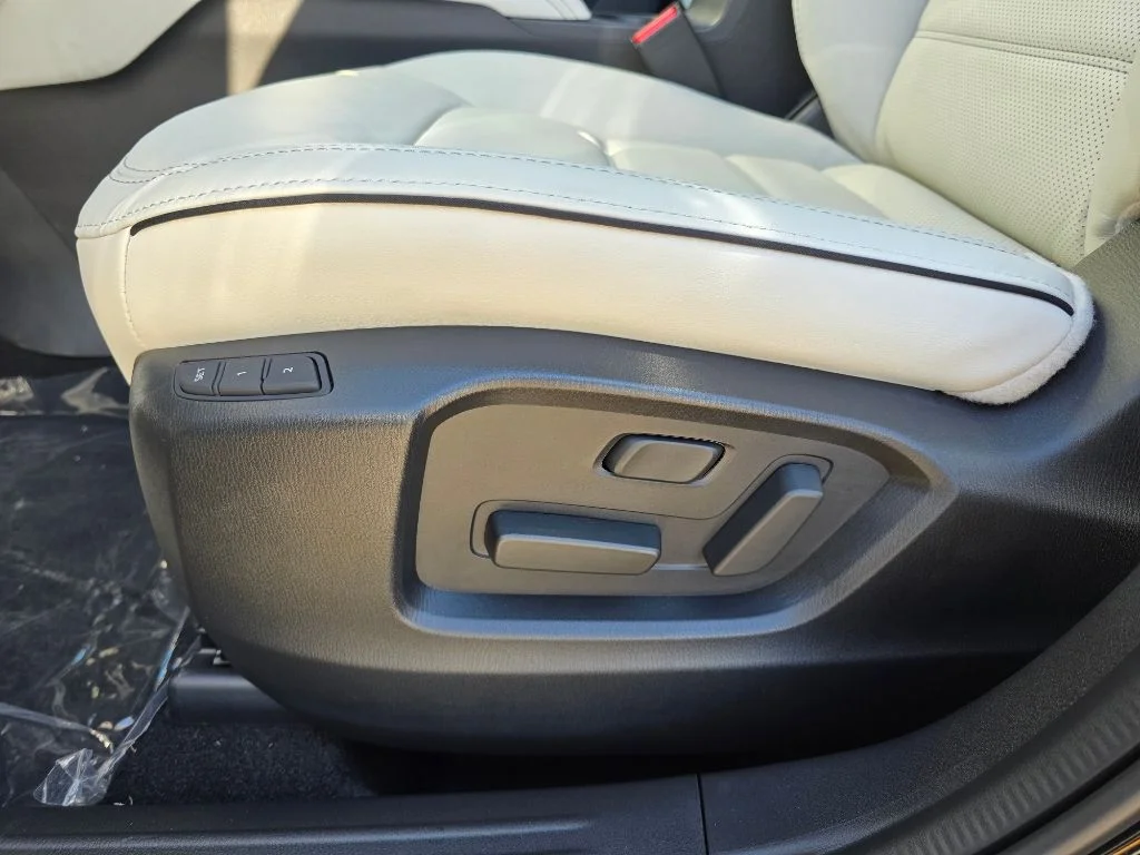 Used 2025 Jet Black Mica Mazda 2.5 S Premium Plus Package image 15