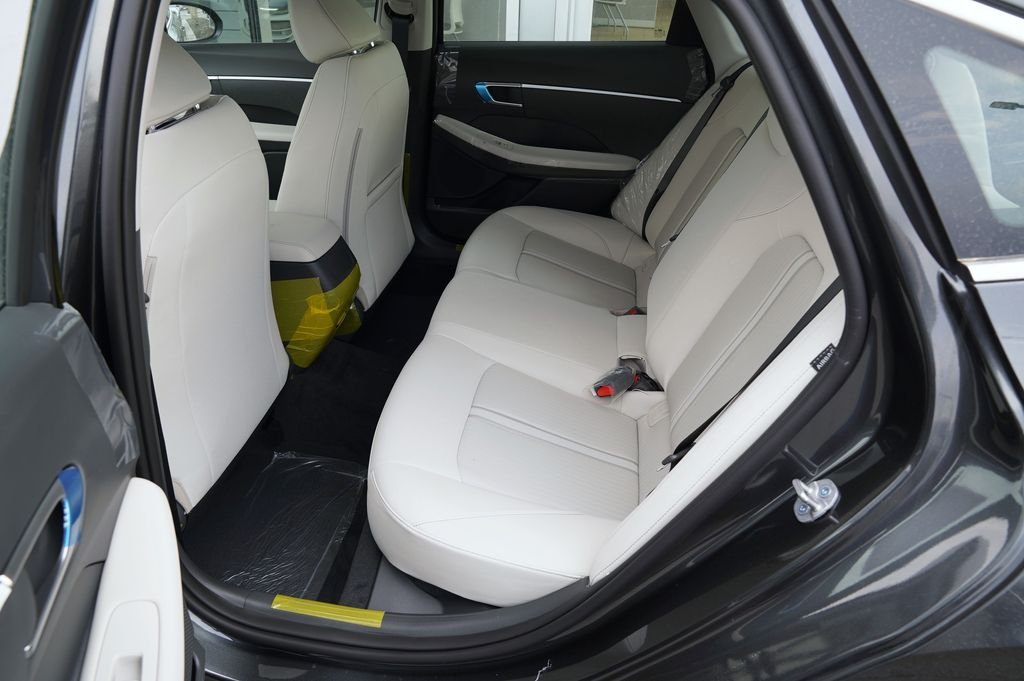 New 2026 Portofino Gray Hyundai SE image 45