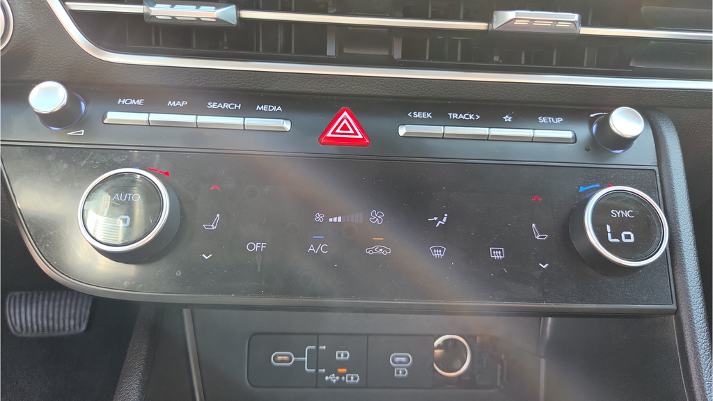 Used 2024 Red Hyundai SEL image 39