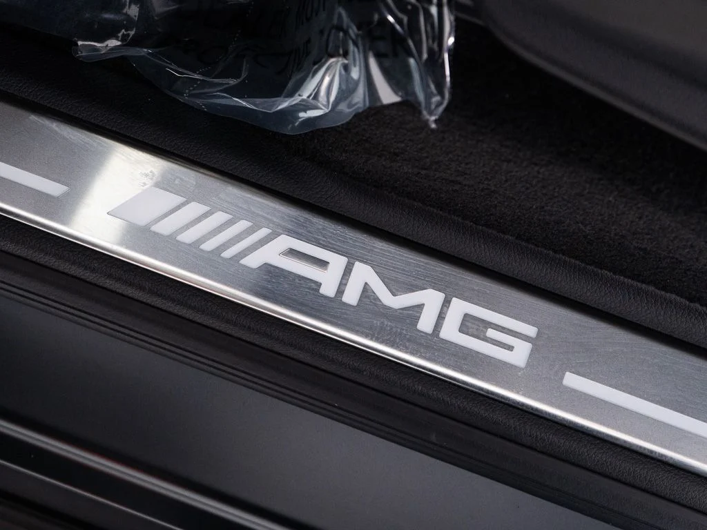 Used 2025 MANUFAKTUR Night Black Magno Mercedes-Benz G 63 AMG® 4MATIC® image 13