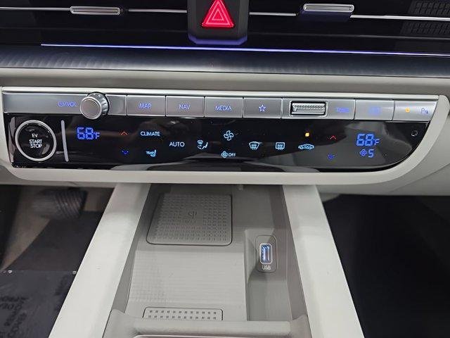 New 2025 Black Hyundai SEL image 27
