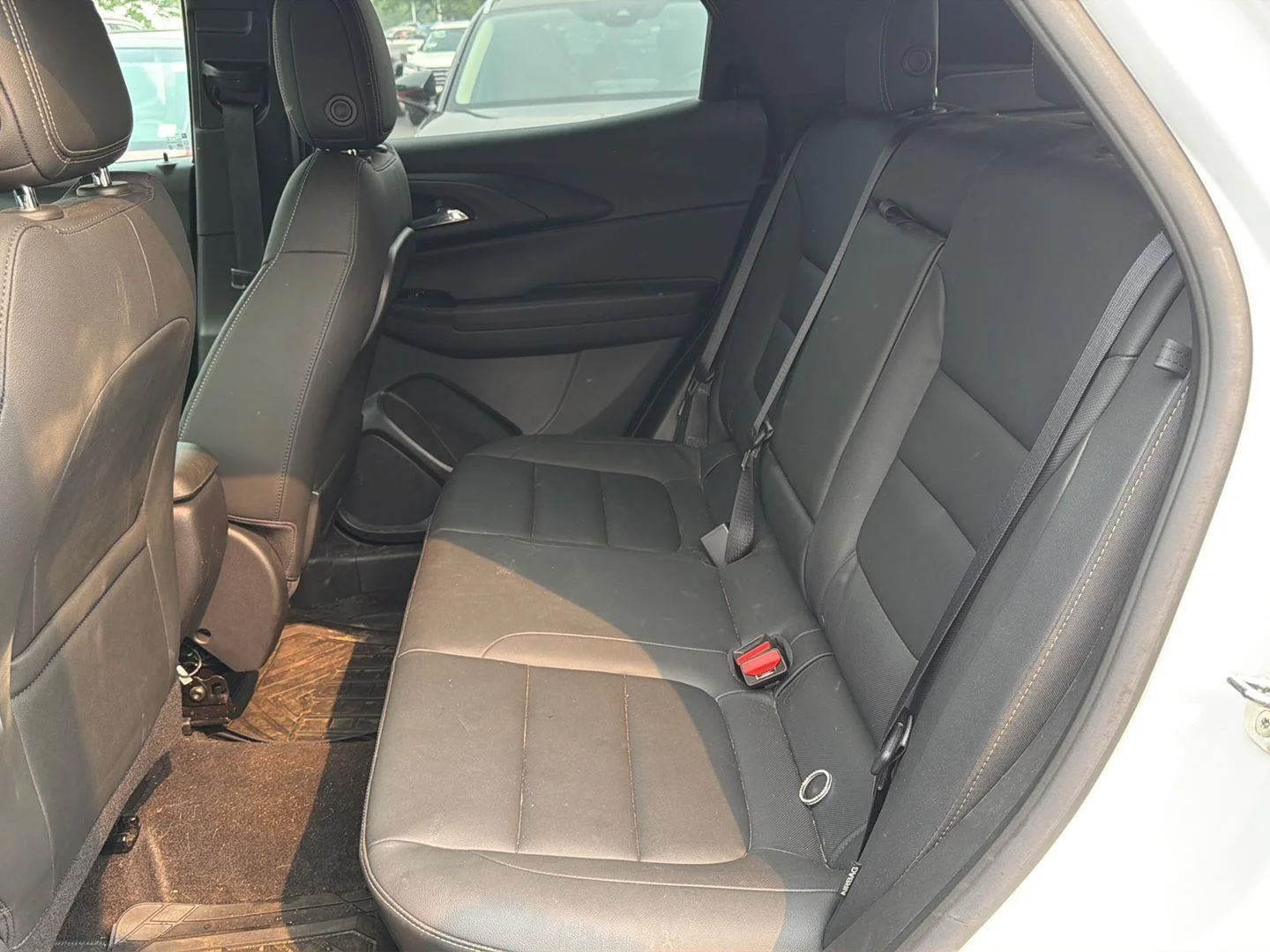 Used 2023 Summit White Chevrolet ACTIV image 13