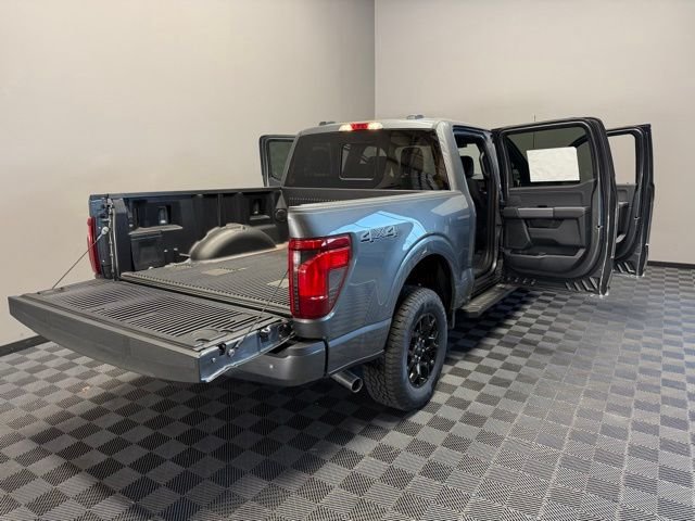 New 2026 Carbonized Gray Metallic Ford XLT image 28