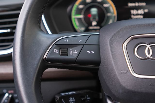 Used 2024  Audi 55 Premium image 18