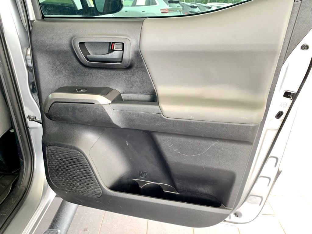 Used 2021 Silver Toyota SR5 image 24
