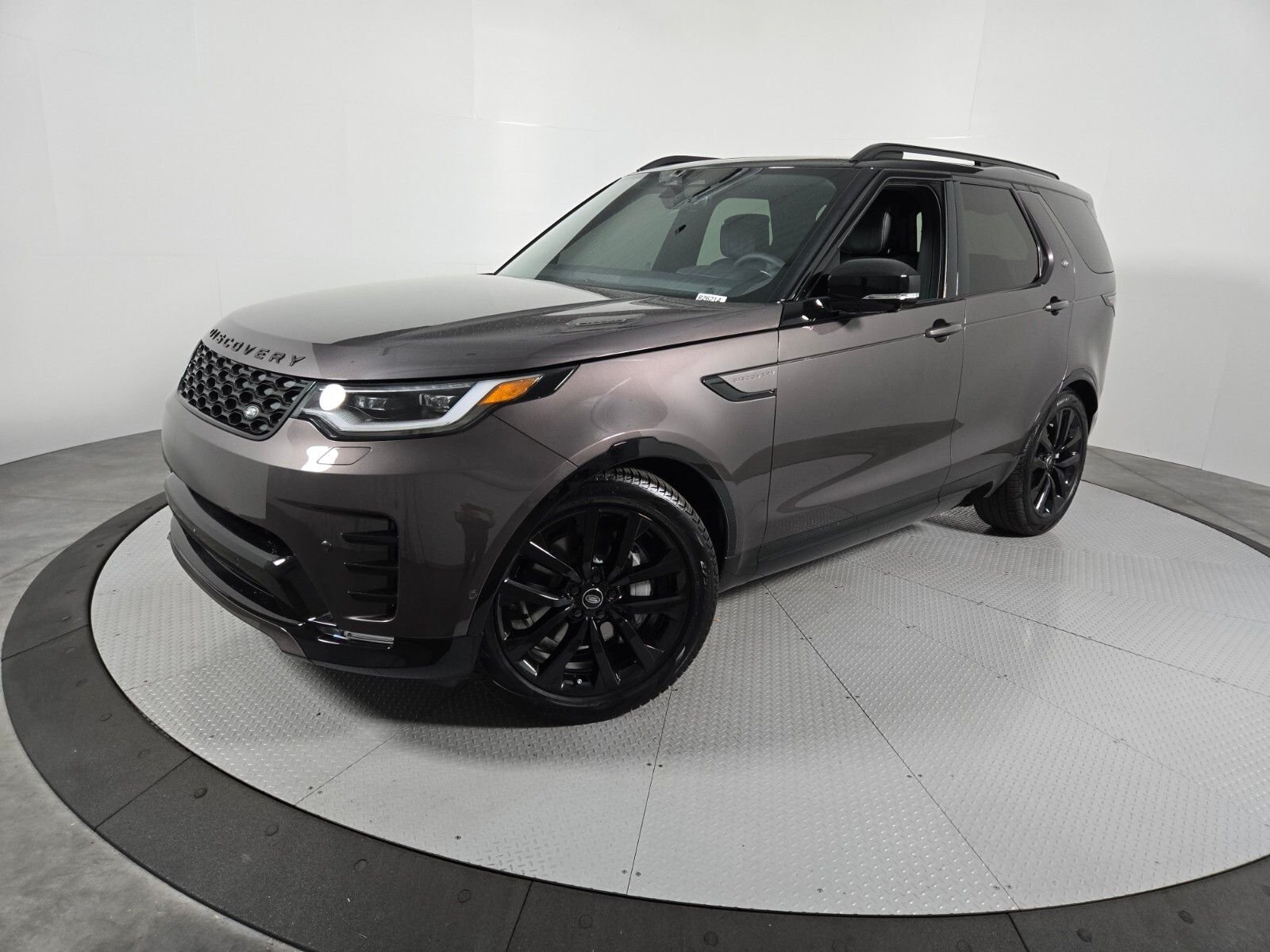 2026 Land Rover Discovery