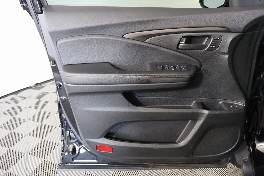 Used 2025 Black Honda TrailSport image 12