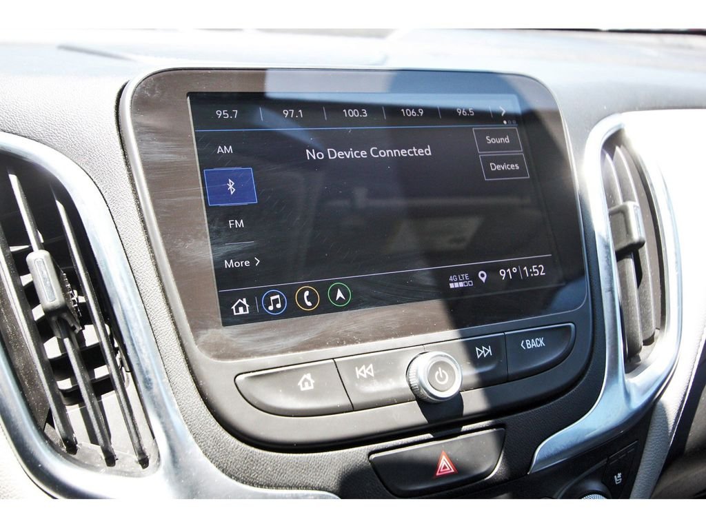 Used 2021 White Chevrolet Premier image 23