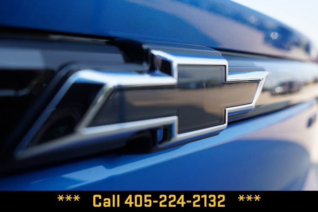 2025 Chevrolet Equinox EV RS - Photo 5