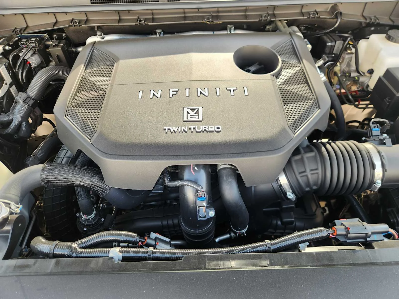 New 2027 BLACK OBSIDIAN INFINITI Luxe 4WD image 22