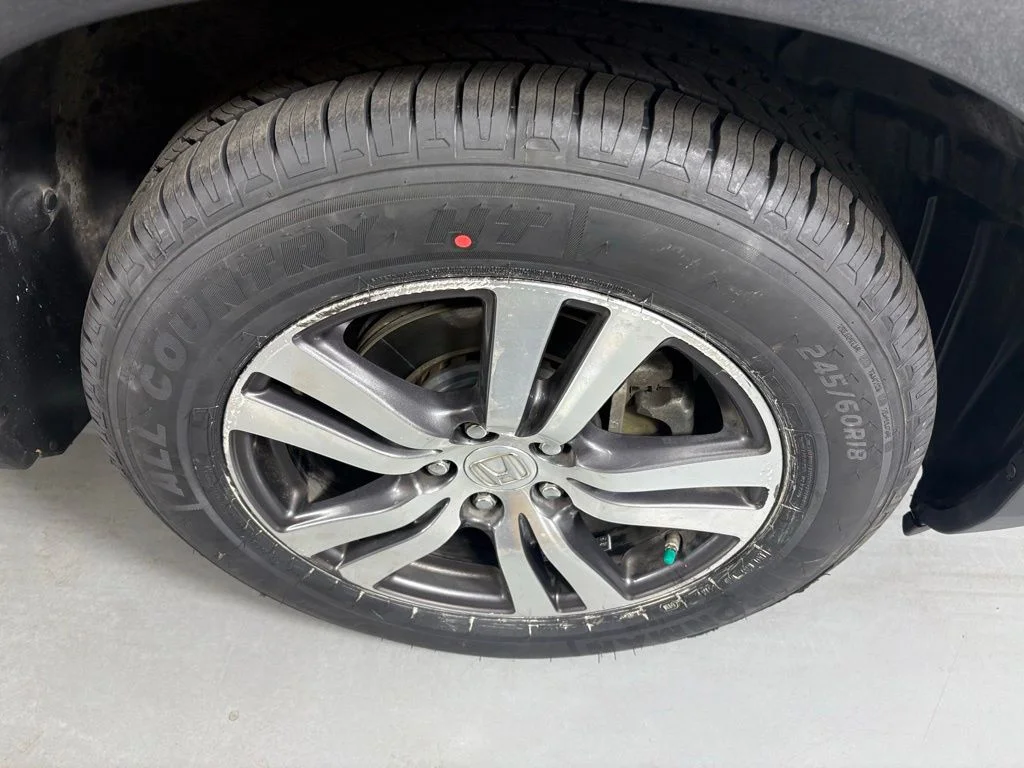 Used 2017 Silver Honda EX image 10