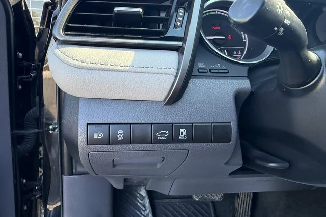 Used 2021 Blue Toyota Hybrid LE image 18