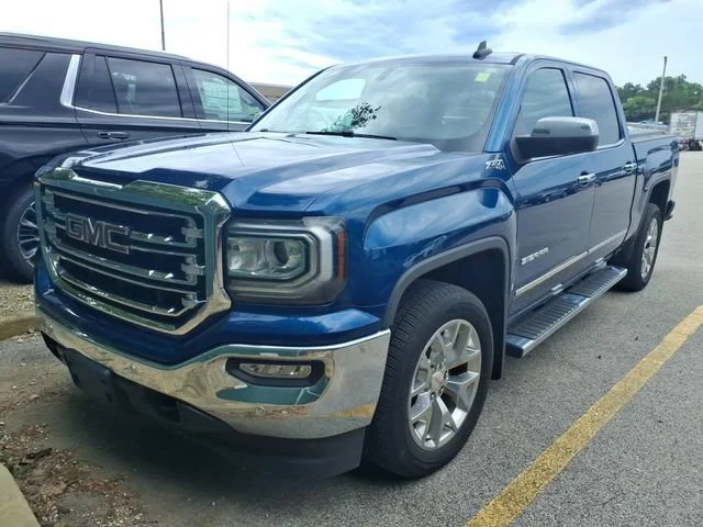 Used 2018 STONE BLUE METALLIC GMC SLT image 1