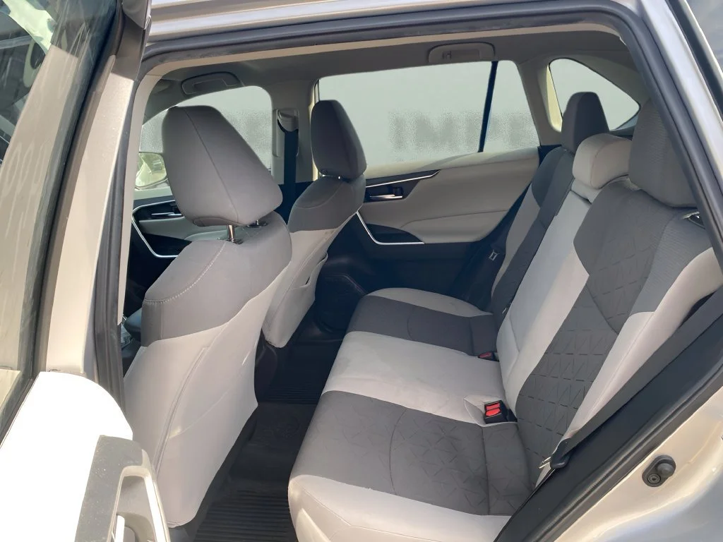Used 2022  Toyota XLE image 10