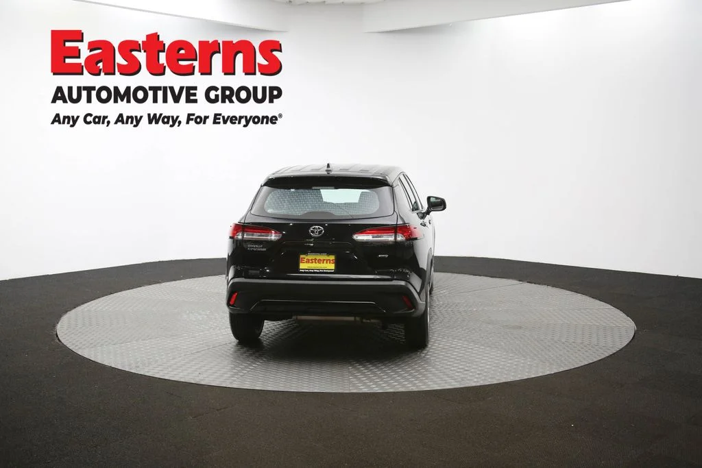 Used 2022 Black Toyota L image 36