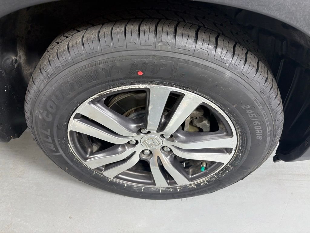 Used 2017 Silver Honda EX image 10