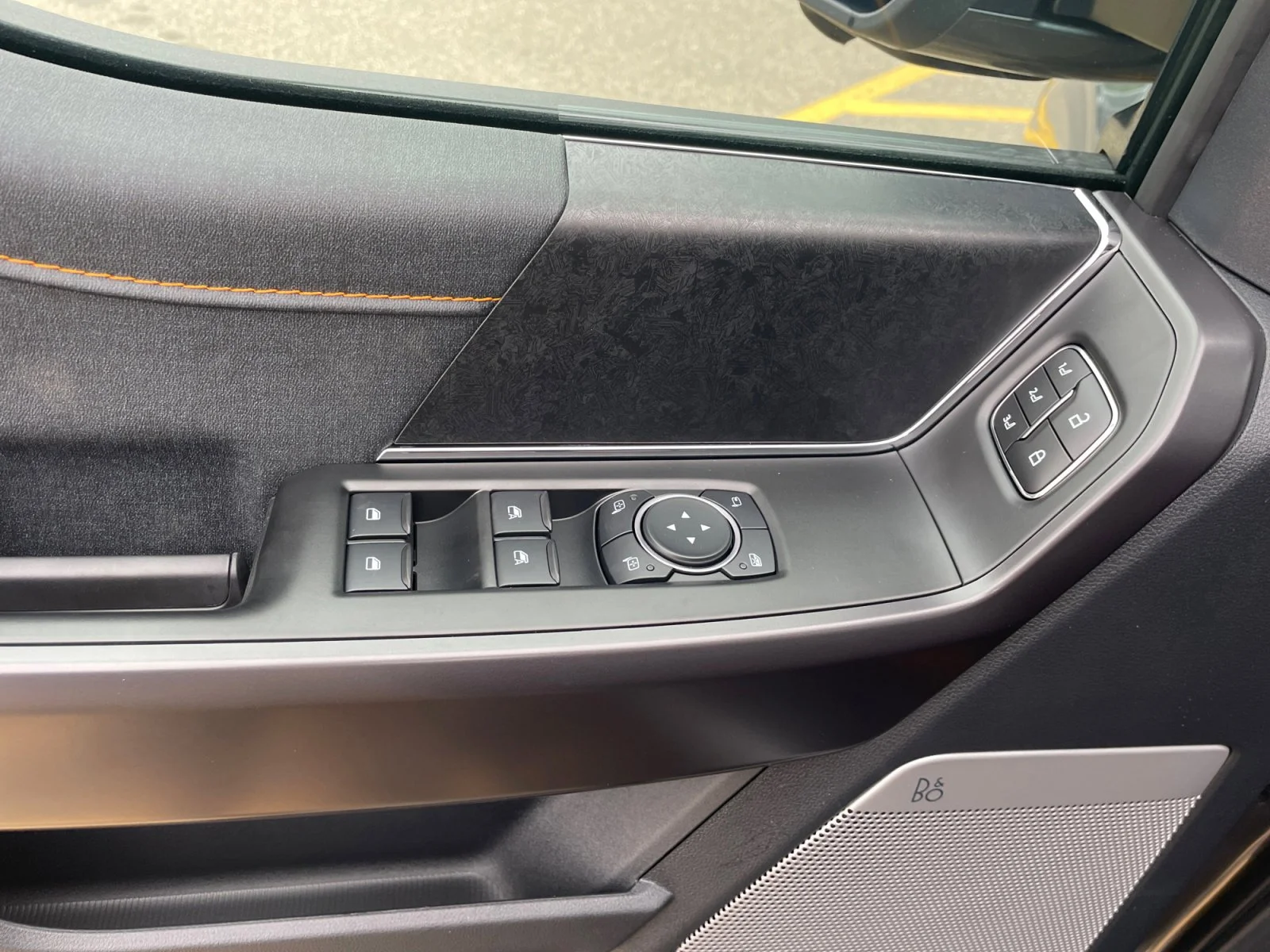 New 2026 Carbonized Grey Metallic Ford Tremor image 17