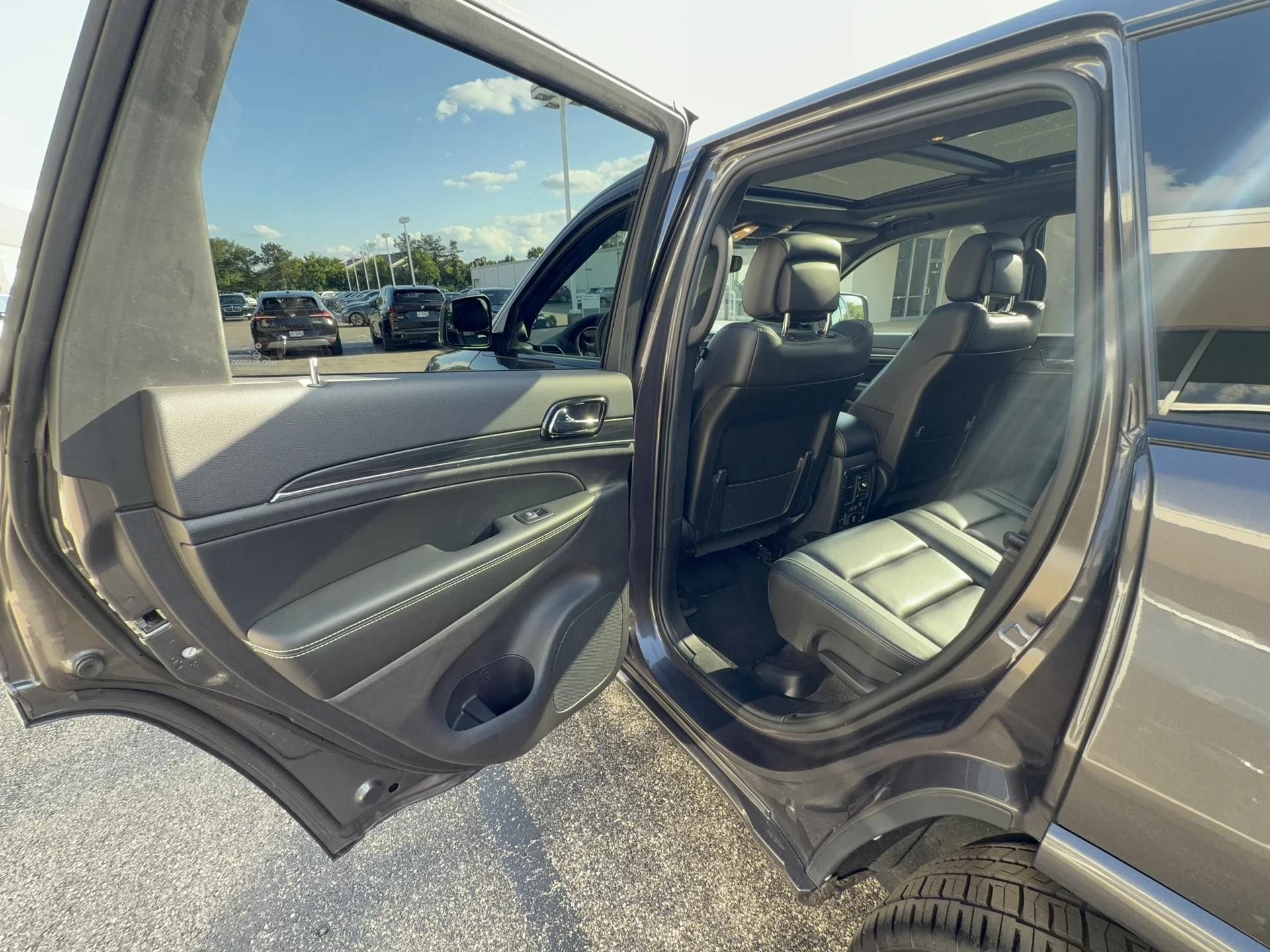 Used 2021 Granite Crystal Metallic Clear Coat Jeep 80th Anniversary Edition image 22