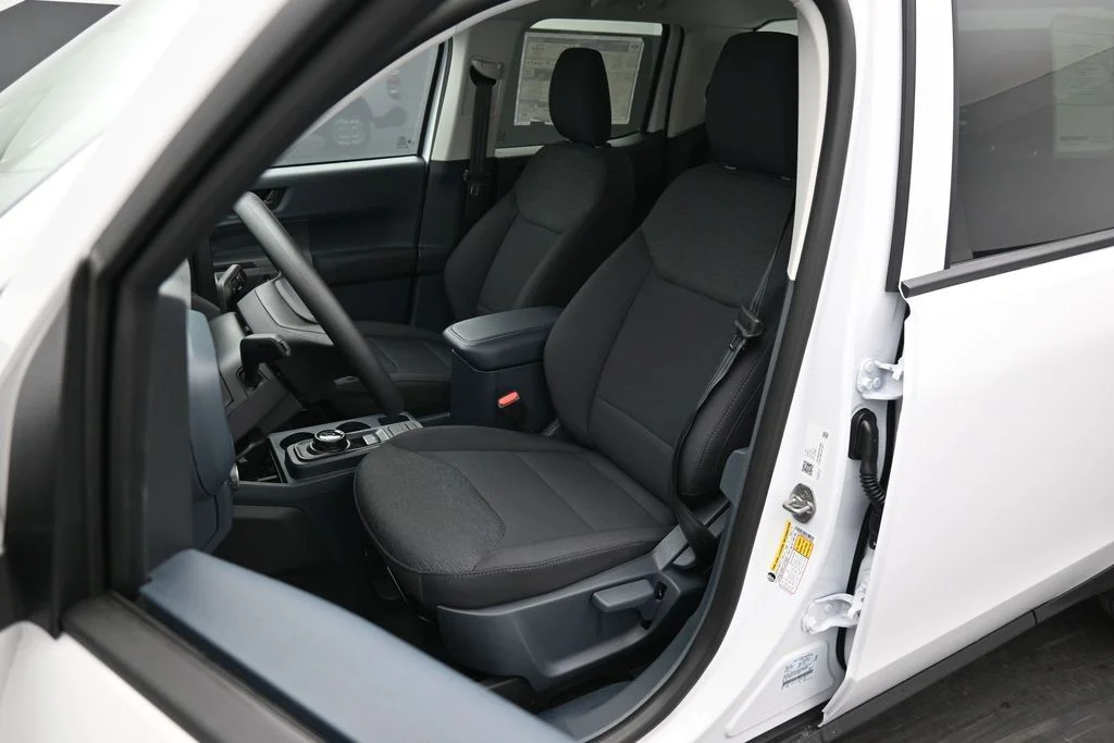New 2026 Oxford White Ford XL image 8