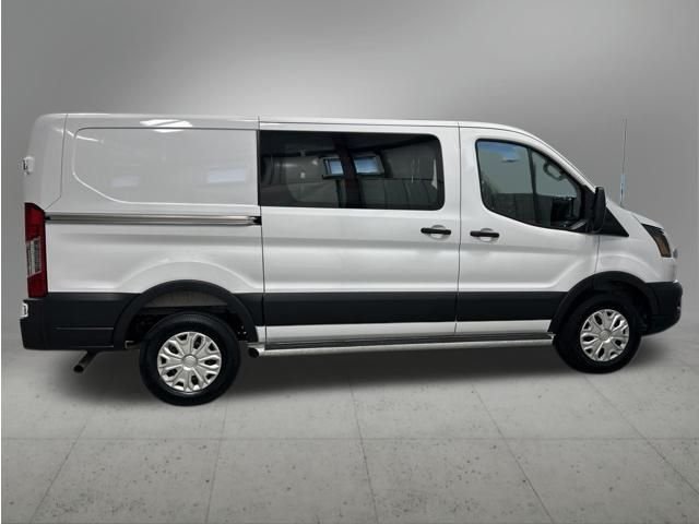 Used 2025 Oxford White Ford Base image 6