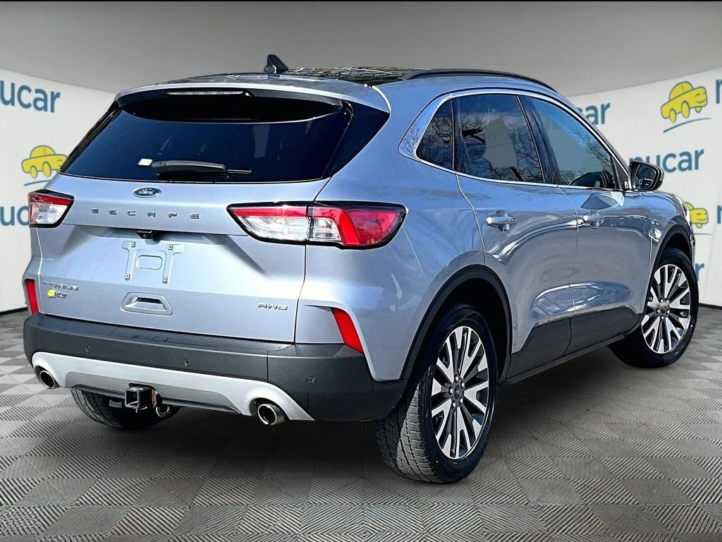 Used 2022 Blue Silver Metallic Ford Titanium image 6