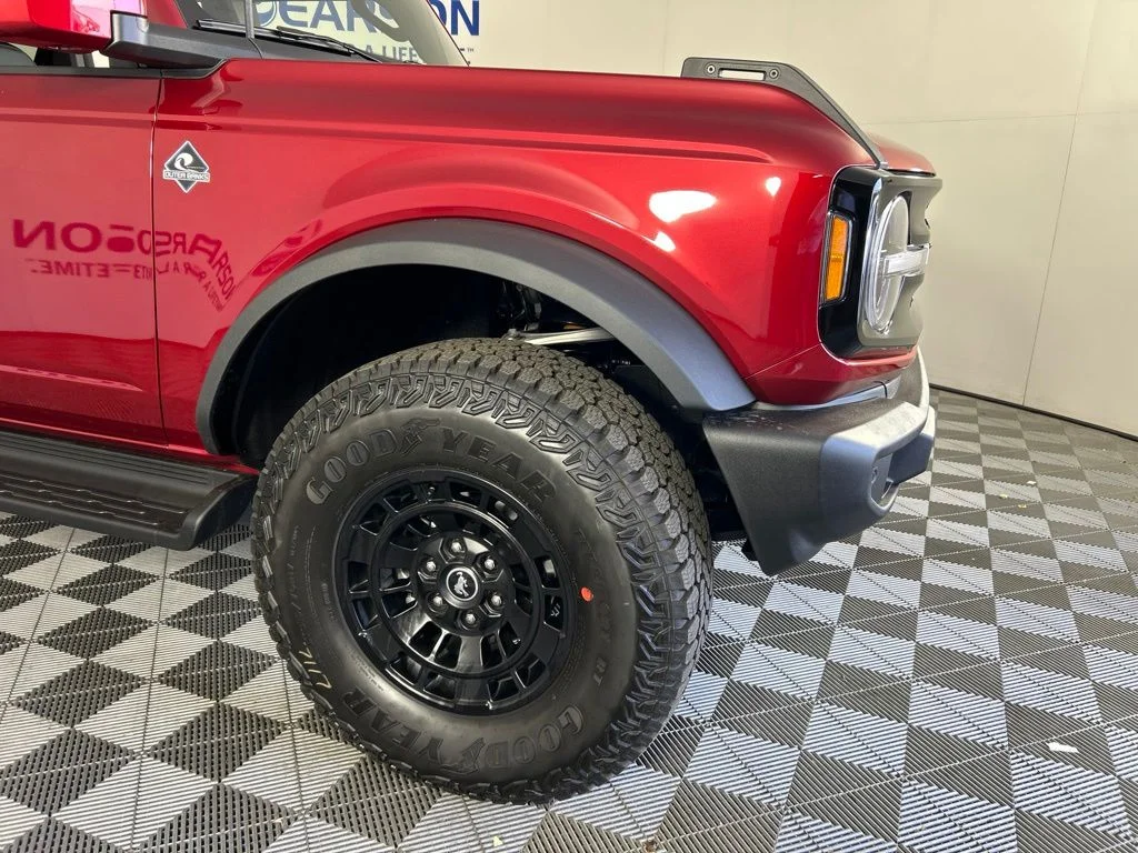 New 2026 Ruby Red Metallic Tinted Clearcoat Ford Outer Banks® image 4