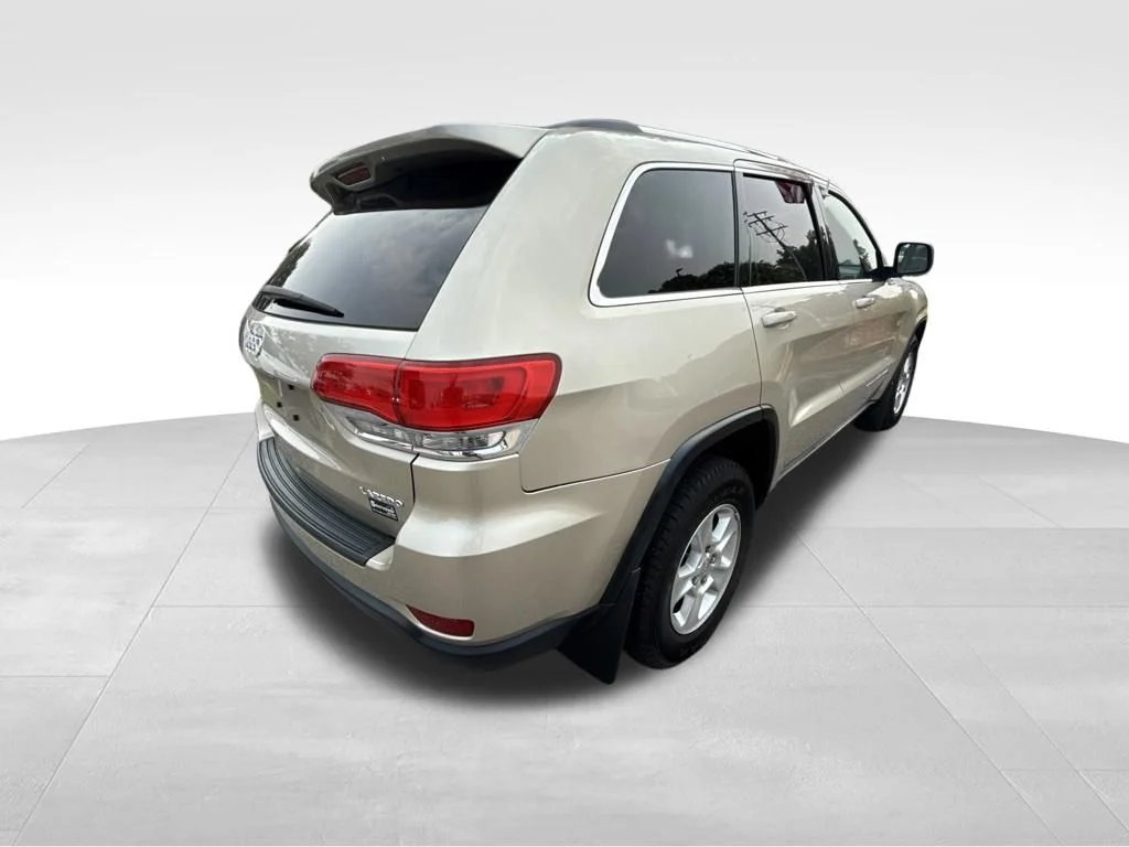 Used 2014 Beige Jeep Laredo image 8