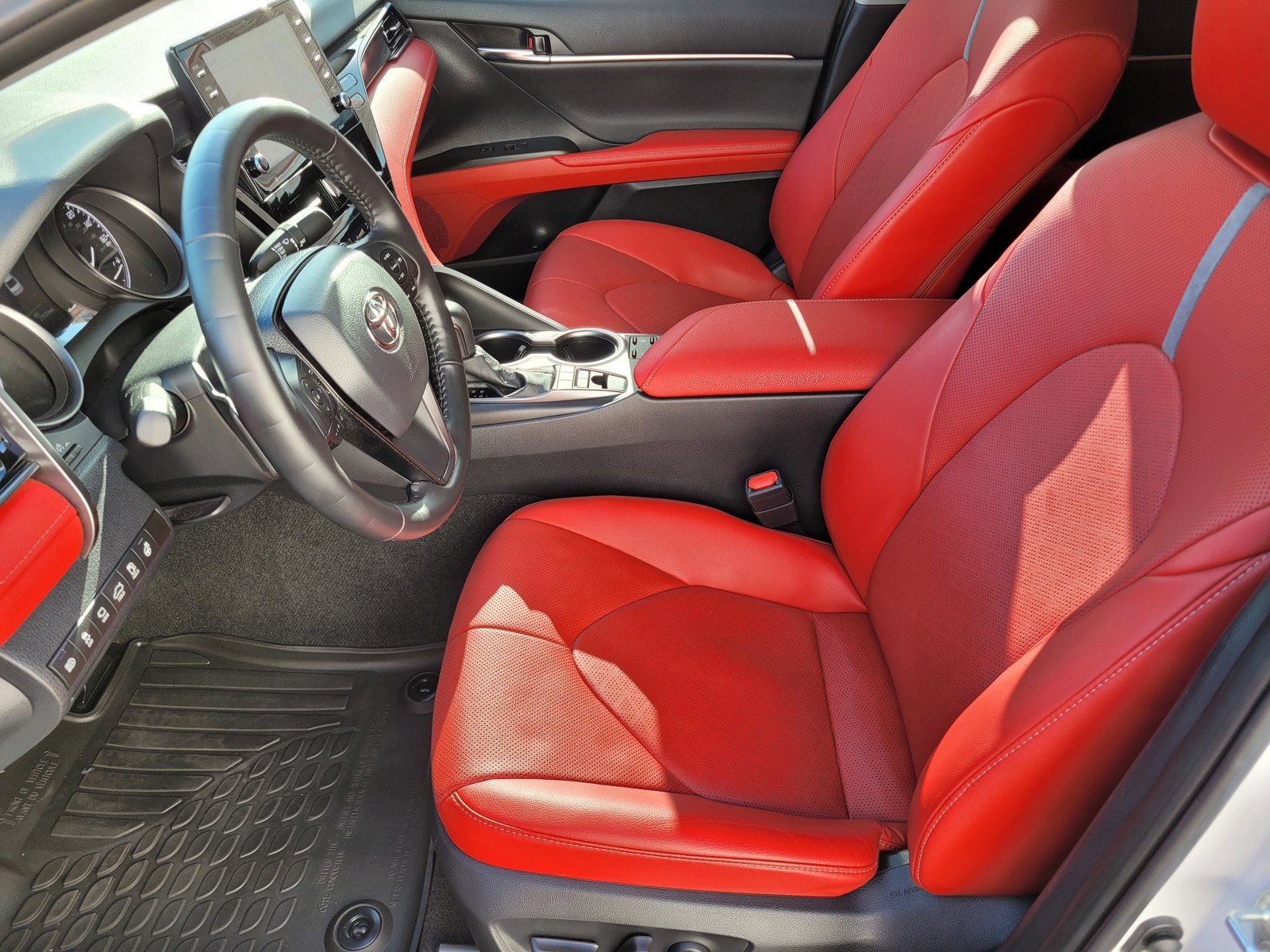 Used 2024 WIND CHILL PEARL Toyota Hybrid XSE image 16