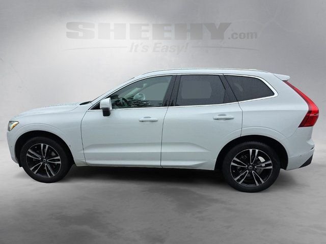 Used 2019 White Volvo T5 Momentum image 16