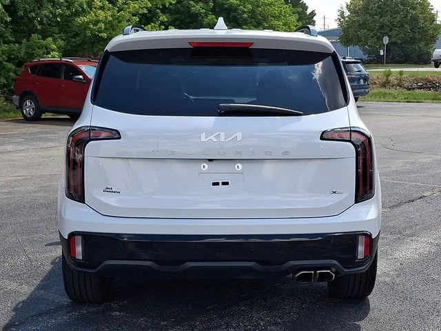 Used 2024 White Kia EX X-Line AWD image 3