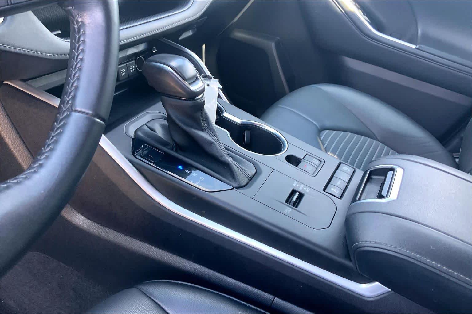 Used 2021 Magnetic Gray Metallic Toyota XSE image 15