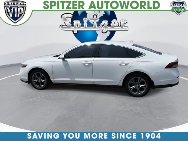 Used 2024 White Honda EX image 6