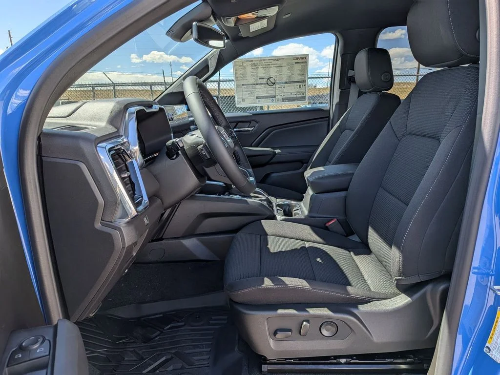 New 2026 Rapids Metallic GMC Elevation image 17