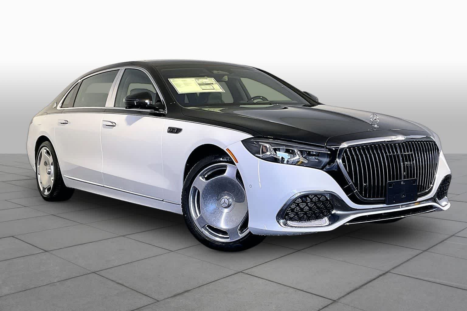 New 2027 MANUFAKTUR Moonlight White Metallic Mercedes-Benz Maybach S 580 image 19