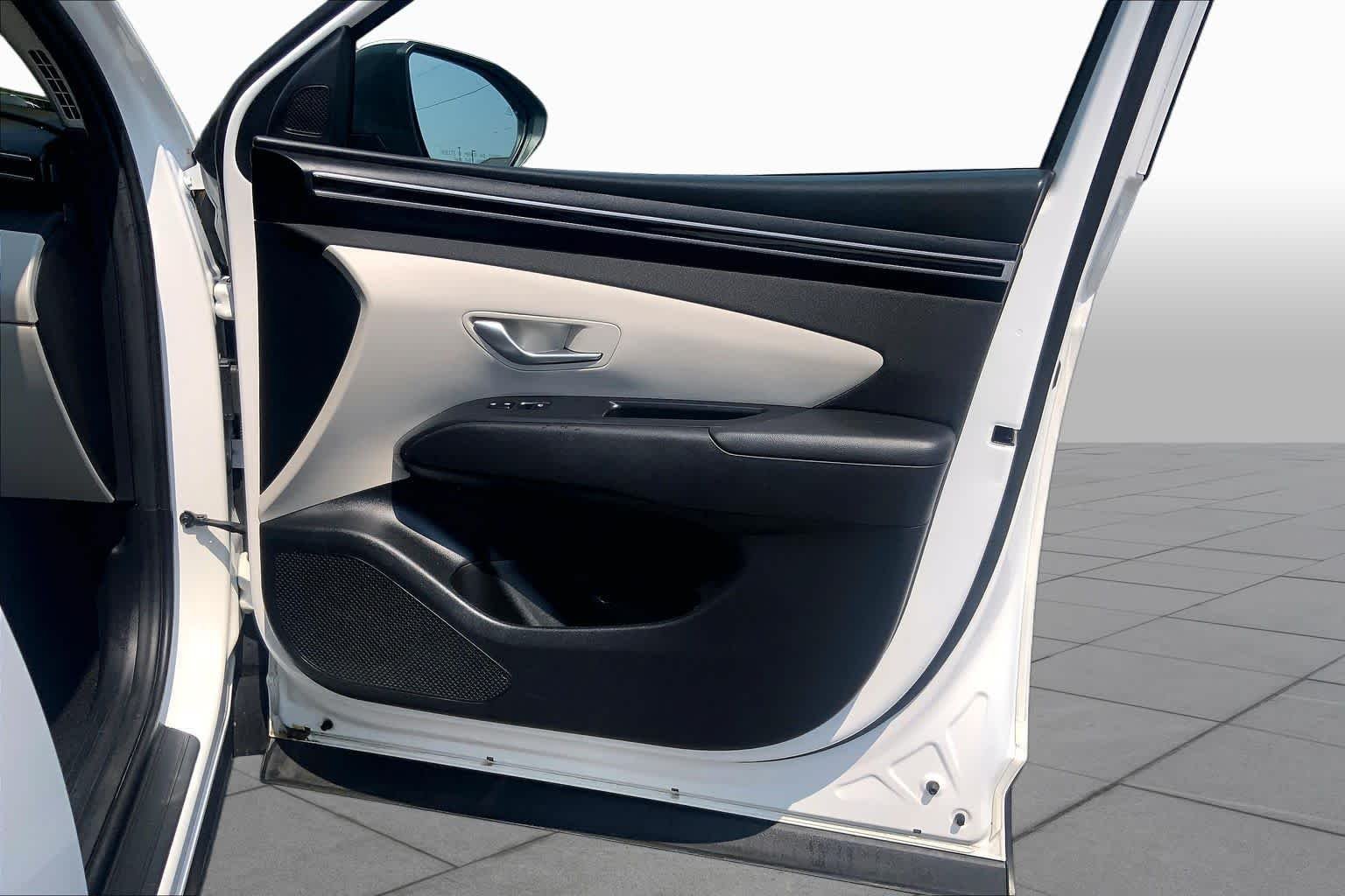 Used 2023 Serenity White Pearl Hyundai SEL image 23