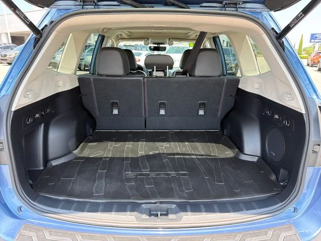 Used 2021 Blue Subaru Touring image 29