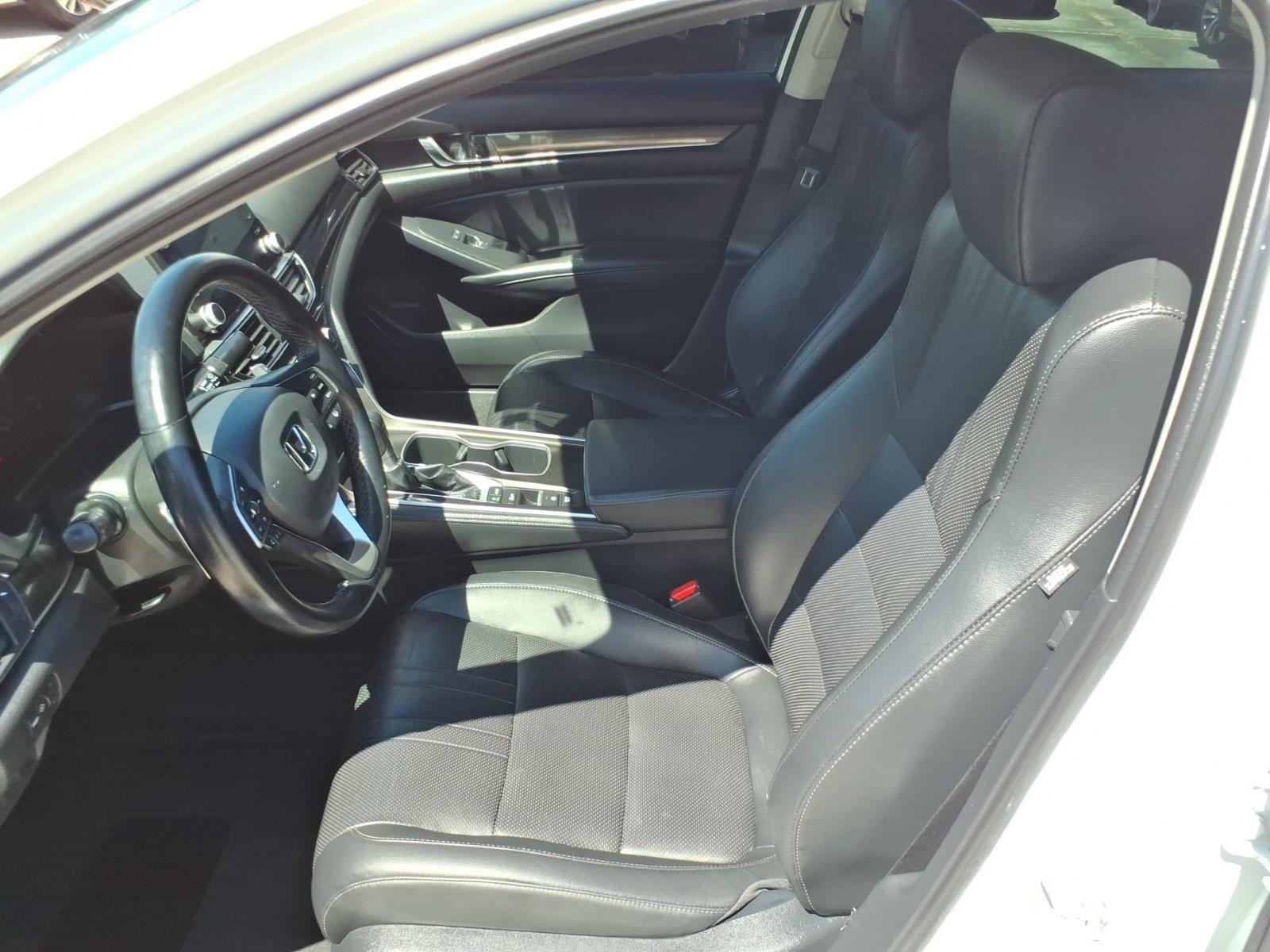 Used 2022 Platinum White Pearl Honda Sport SE image 10