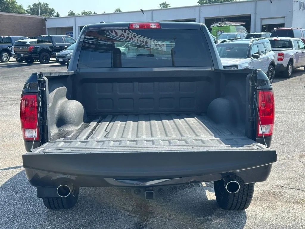 Used 2019 Granite Crystal Metallic Ram  image 6