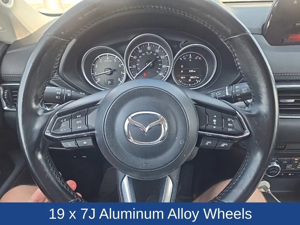 Used 2018 White Mazda Grand Touring image 11