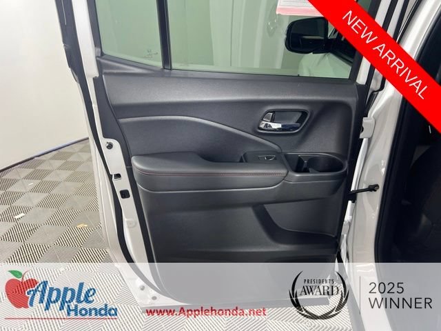 Used 2025 Platinum White Pearl Honda AWD BLACK EDITION image 66