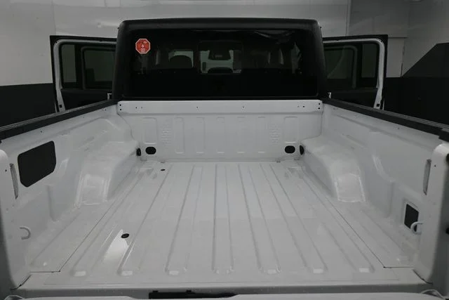 New 2026 Bright White Clear-Coat Exterior Paint Jeep 85th Anniversary Edition image 25