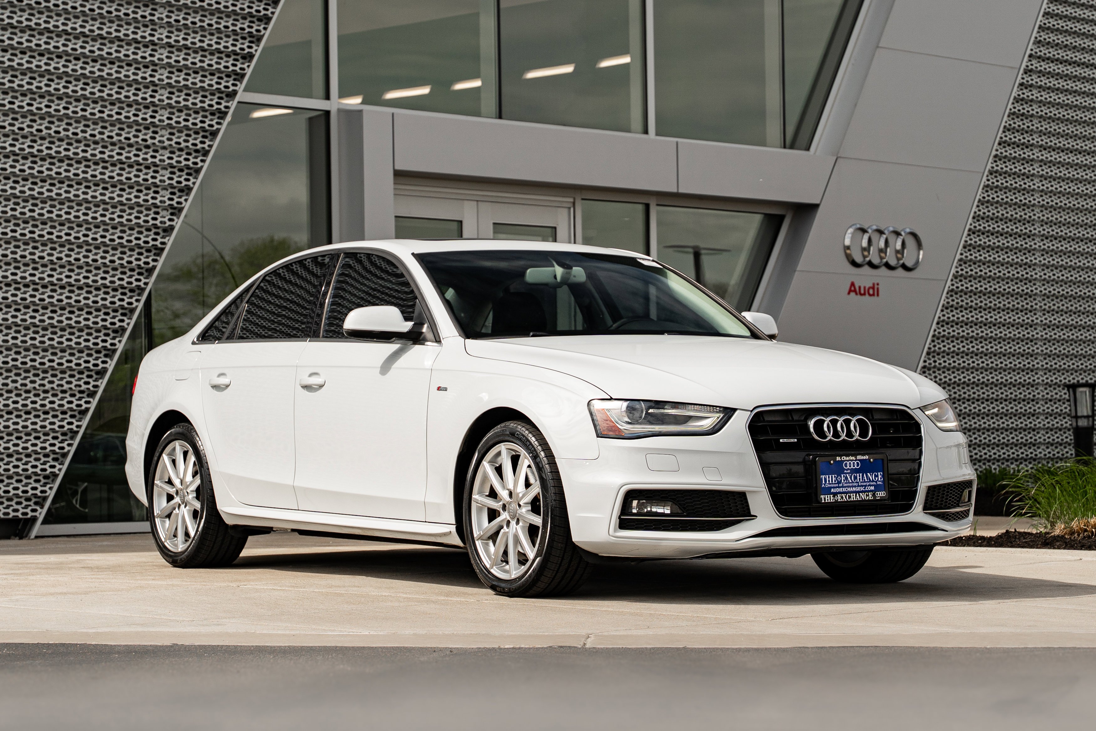 2014 Audi A4 2.0T quattro tiptronic Premium's photo