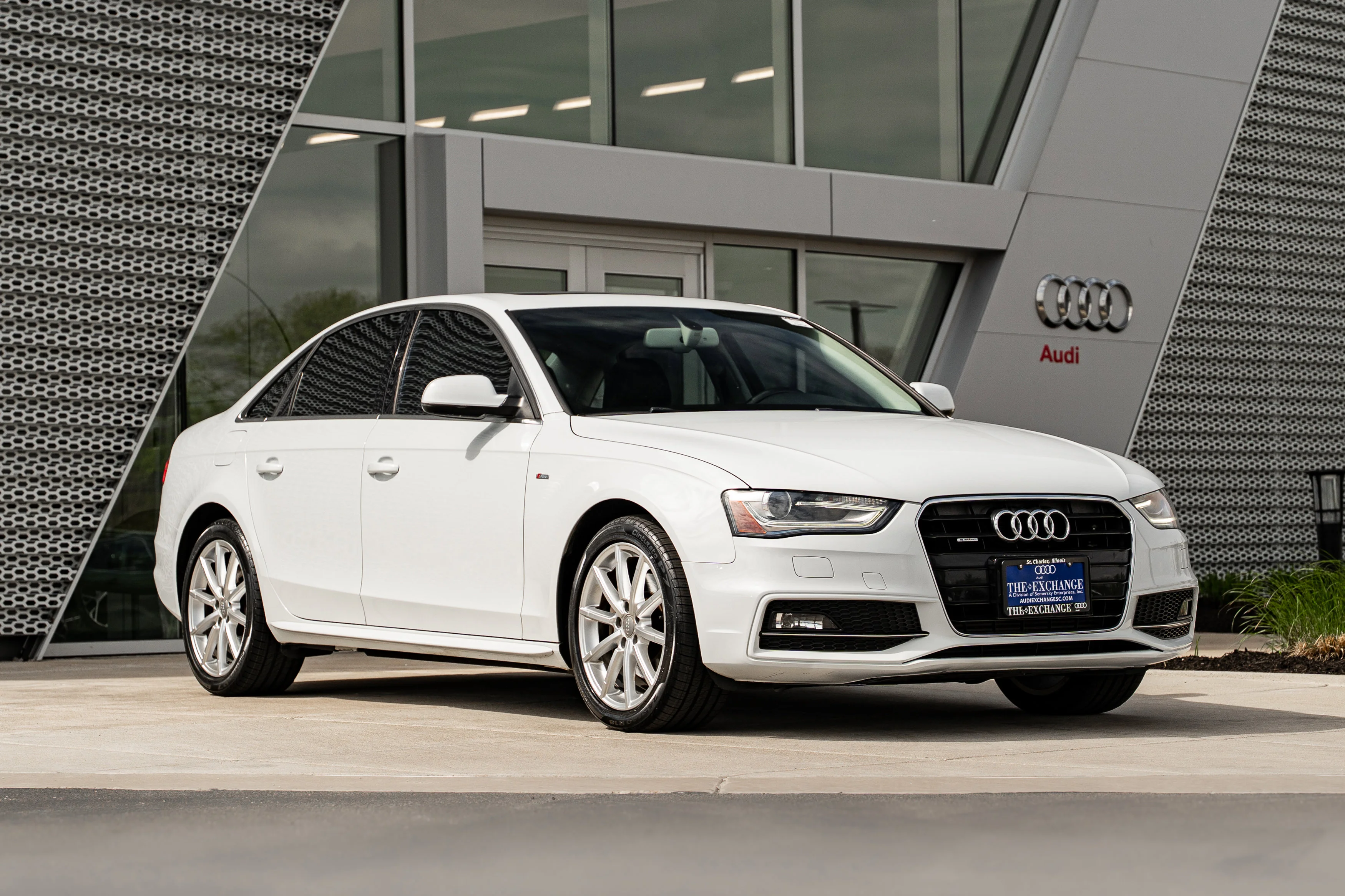 2014 Audi A4 2.0T quattro tiptronic Premium's photo