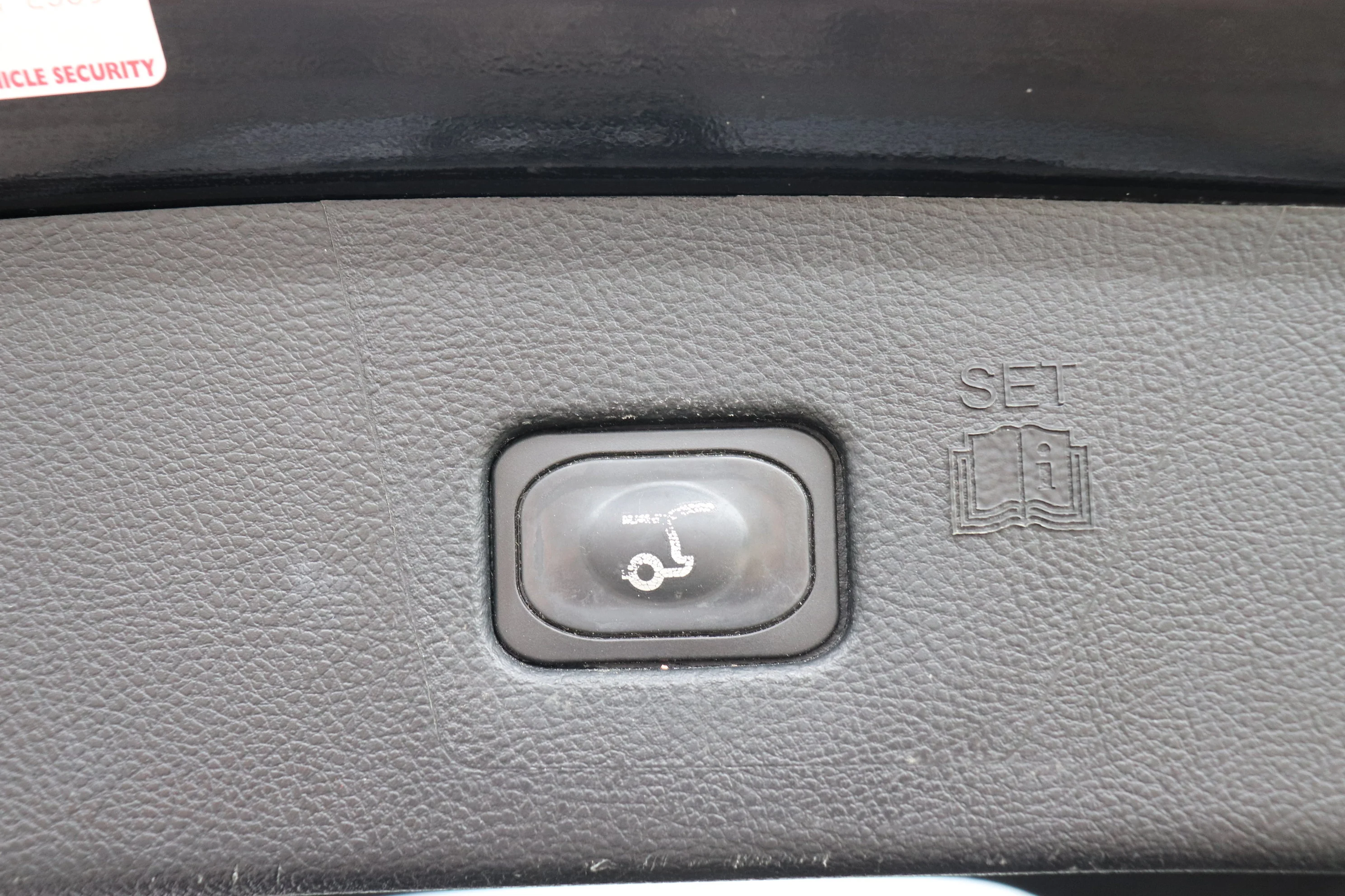 Used 2023 Black Ford SEL image 7