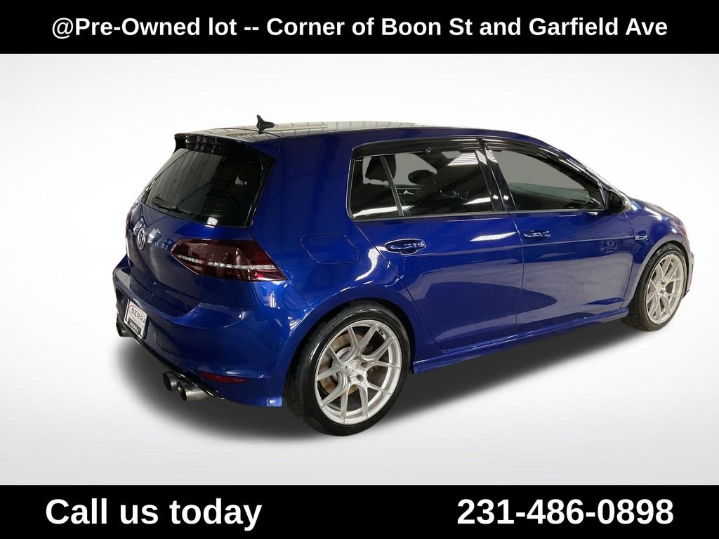 Used 2016  Volkswagen Base image 5