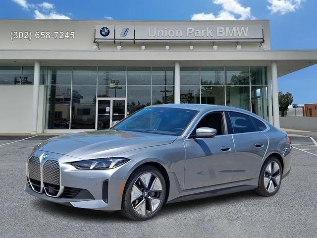 Certified Used 2025 Skyscraper Grey Metallic BMW xDrive40 image 1