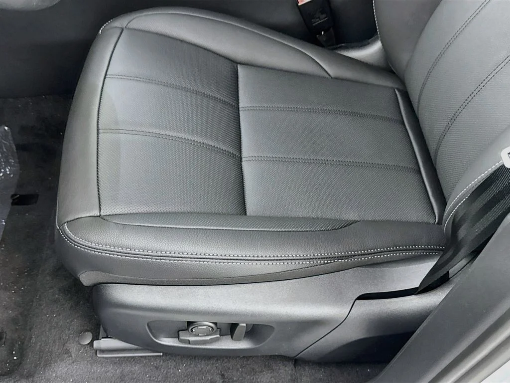 New 2026 Arroios Grey Land Rover Hoxton Edition image 20