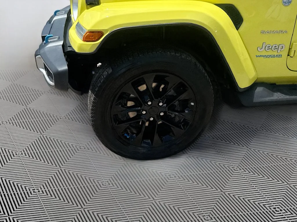 Used 2022  Jeep Unlimited Sahara 4xe image 35