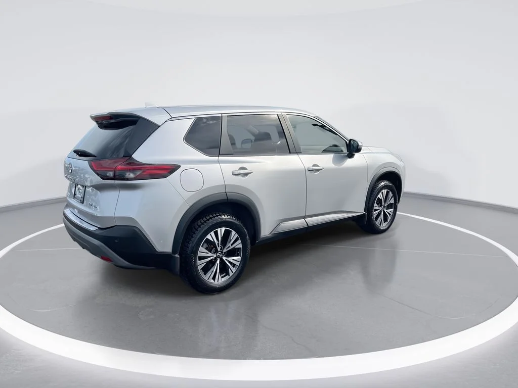 Used 2023 Silver Nissan SV image 8